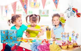 Bastelideen, Ausmalbilder und Rätsel mit Lieblingsfiguren von Kindern