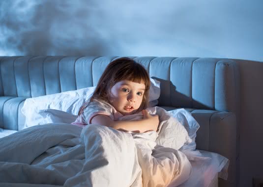 Albträume und Nachtschreck Kinder Nachtschreck Ursachen