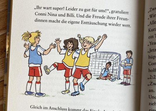 Conni und das Fußballcamp Kinderbuch ab 7 Jahren