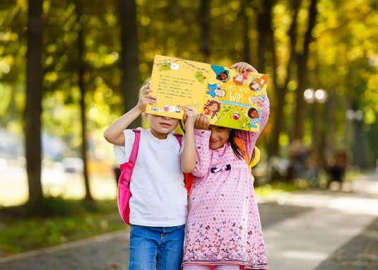 Rechtzeitig vor dem Kita-Abschied ein Freundebuch für den Kindergarten rumreichen